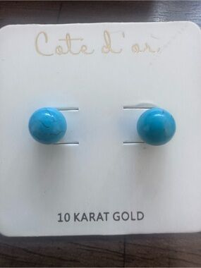 Côte d'or Turquoise 10K Gold Blue Stud Earrings